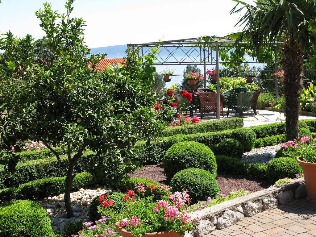 Bed And Breakfast Villa Iris Mošćenička Draga Eksteriør billede